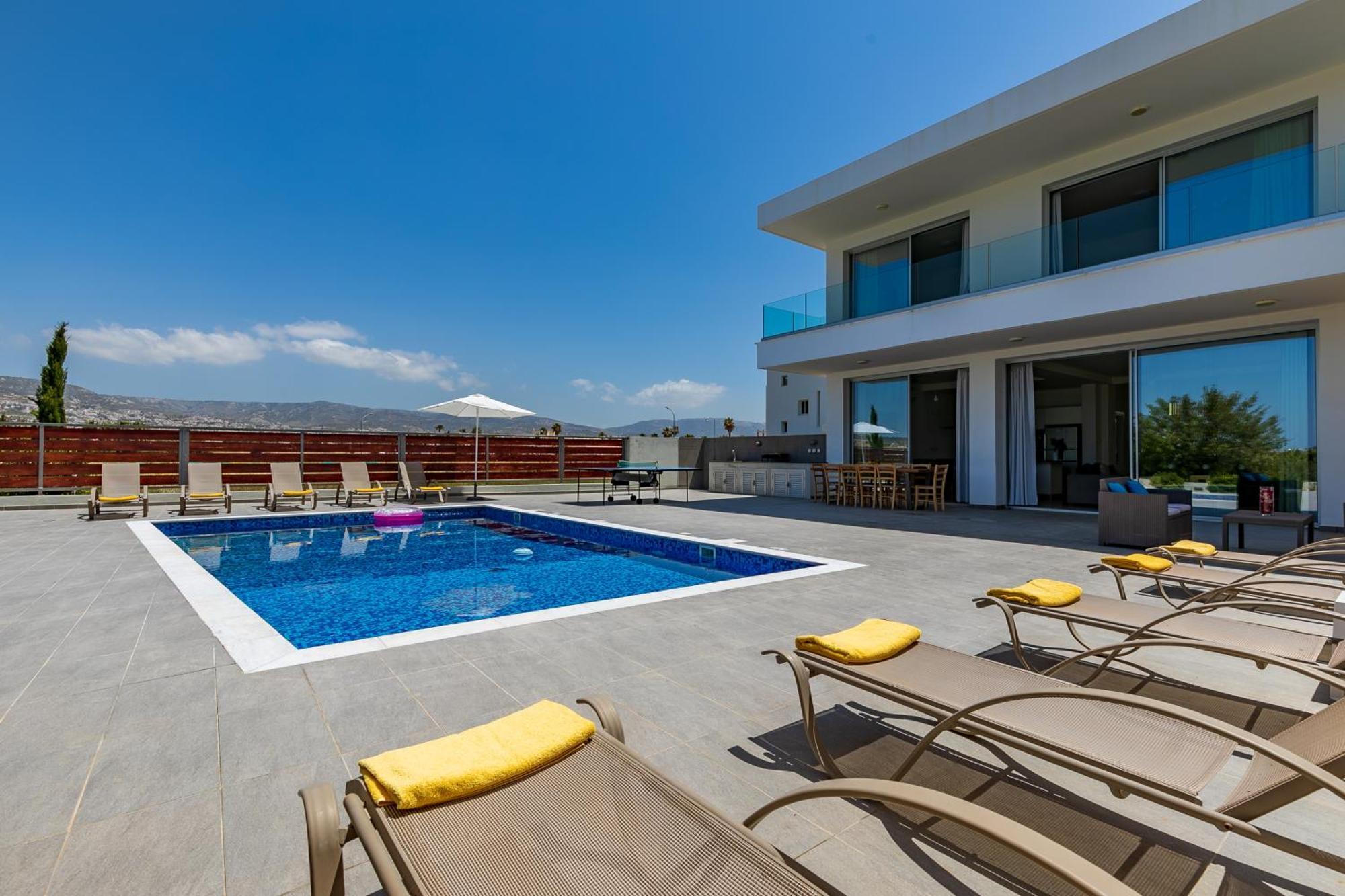 Sea Point Villas Коръл бей Екстериор снимка